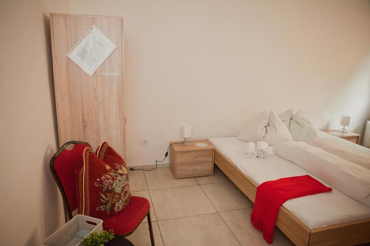 Banka Villa Psenek מראה חיצוני תמונה