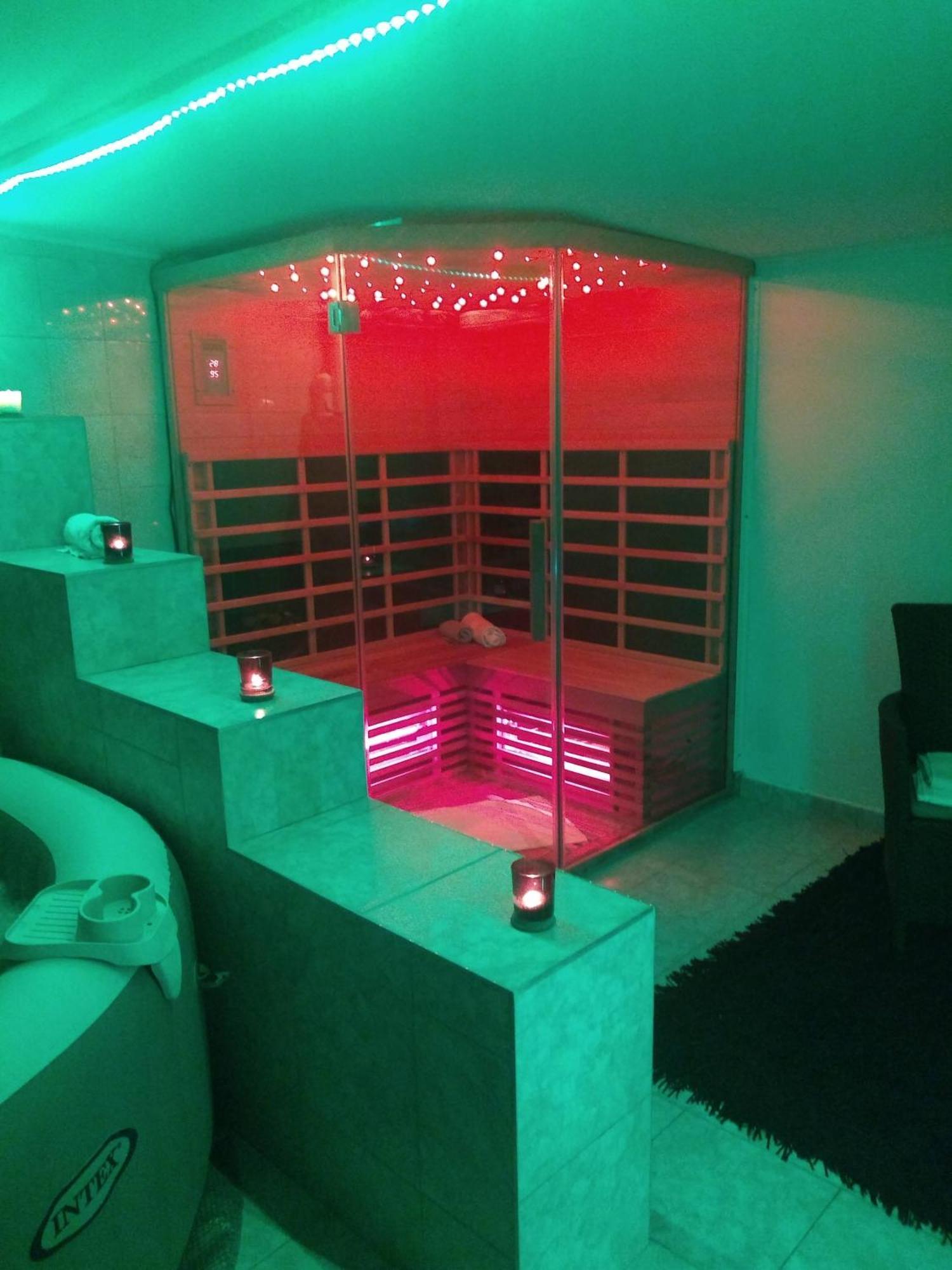 Banka Villa Psenek מראה חיצוני תמונה